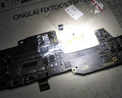 Perbaikan logicboard macbook